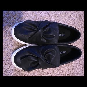 Just Fab Slip Ons